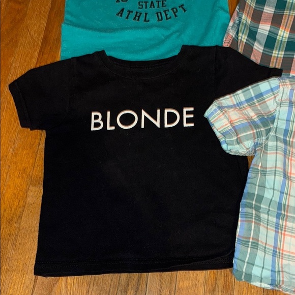 Graphic Tees and Plaid Button-Up Tees - Picture 2 of 9